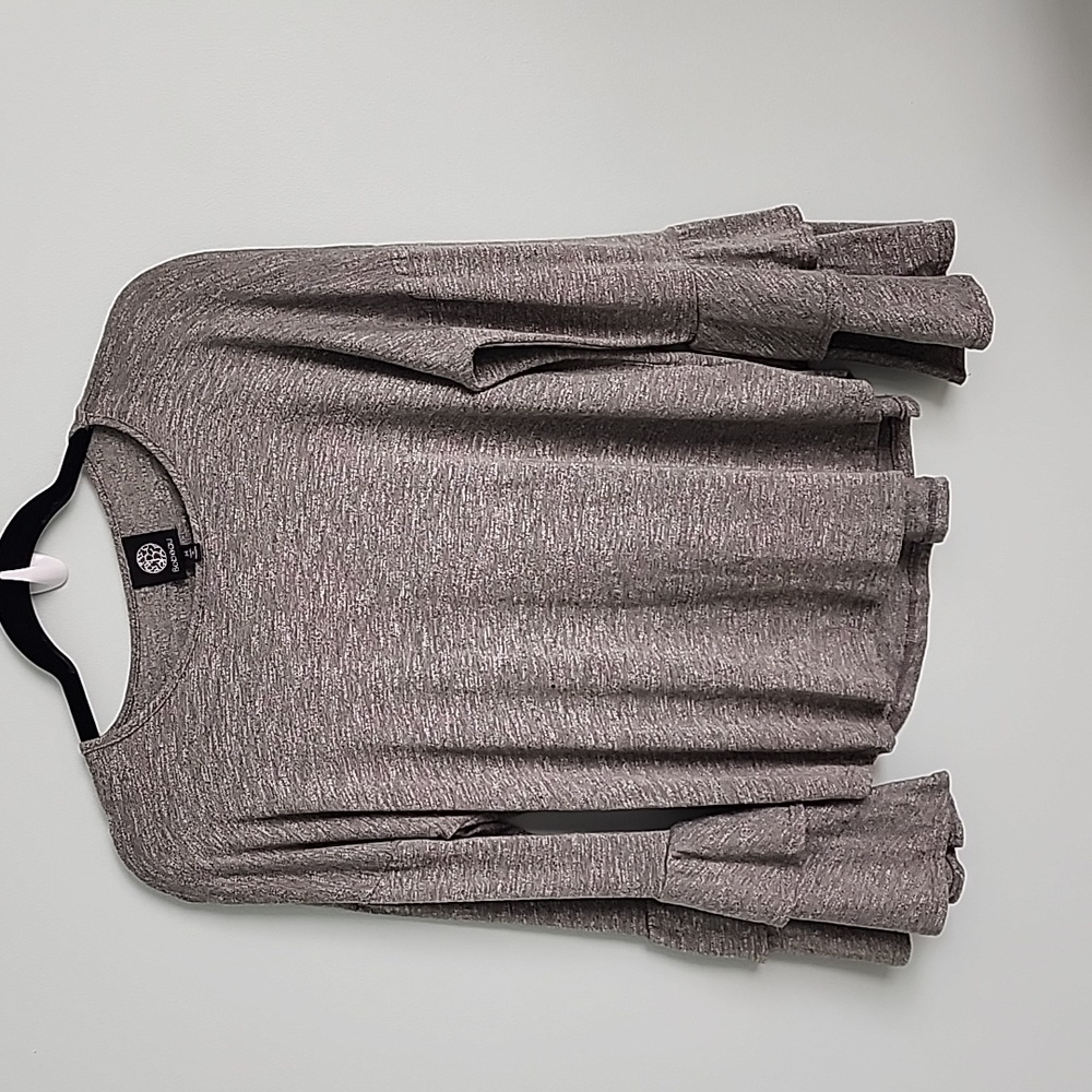 Grey Bobeau shirt